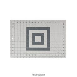 カッティングマット: S (12インチ x 18インチ) DZ0DJT507 Fiskars 道具