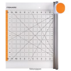ロータリーカッターと定規のコンボ (12" x 12") DZ0DJT492 Fiskars 道具